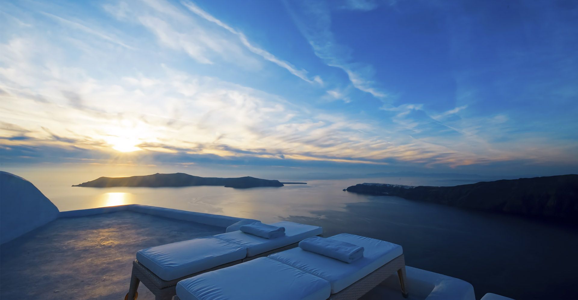 White Santorini | With stunning views of the volcano and Aegean sea